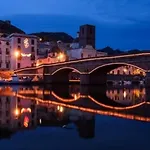 Le Camelie Bosa